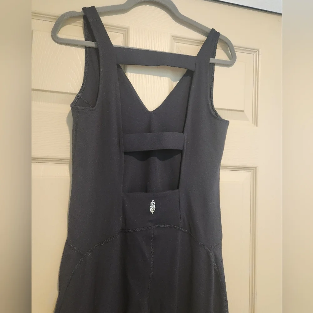 NWOT FP Movement Never Better Strappy Back Jumpsuit Size Large - Picture 7 of 8